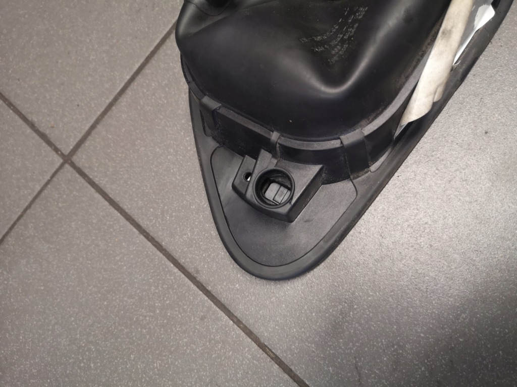 фото №11, Крышка заливной топлива vw golf vii grau металлик