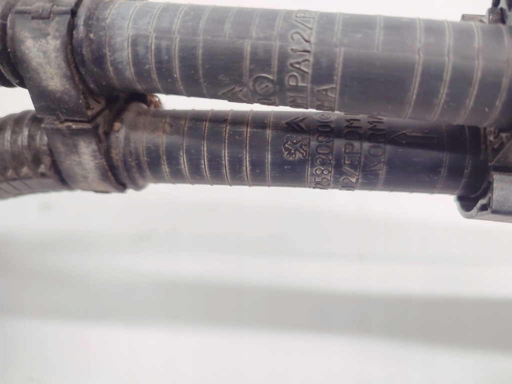 Шланг воды peugeot 508 i гибрид 2.0 hdi 163km пабтрубок  охлаждение 2010-2018r Доставка