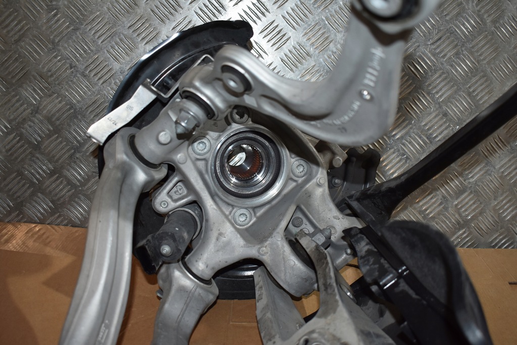 фото №10, Idealne підвіска задня задні ліва porsche cayenne 9y пружини 1