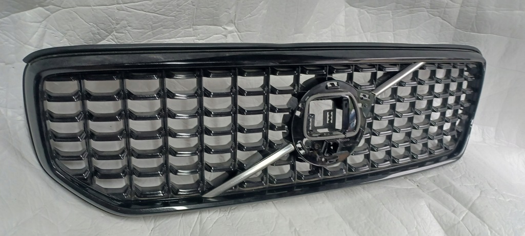 фото №2, Volvo xc40 lift r-design решётка радиатора решётка радиатора 32291465