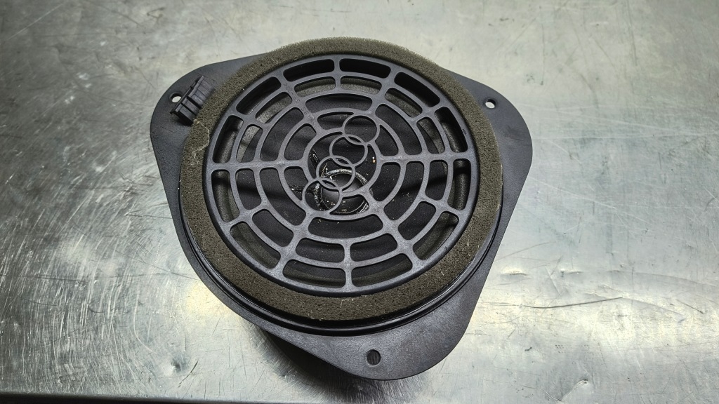 фото №1, Audi a5 8t динамик задняя левый 8t0035411a