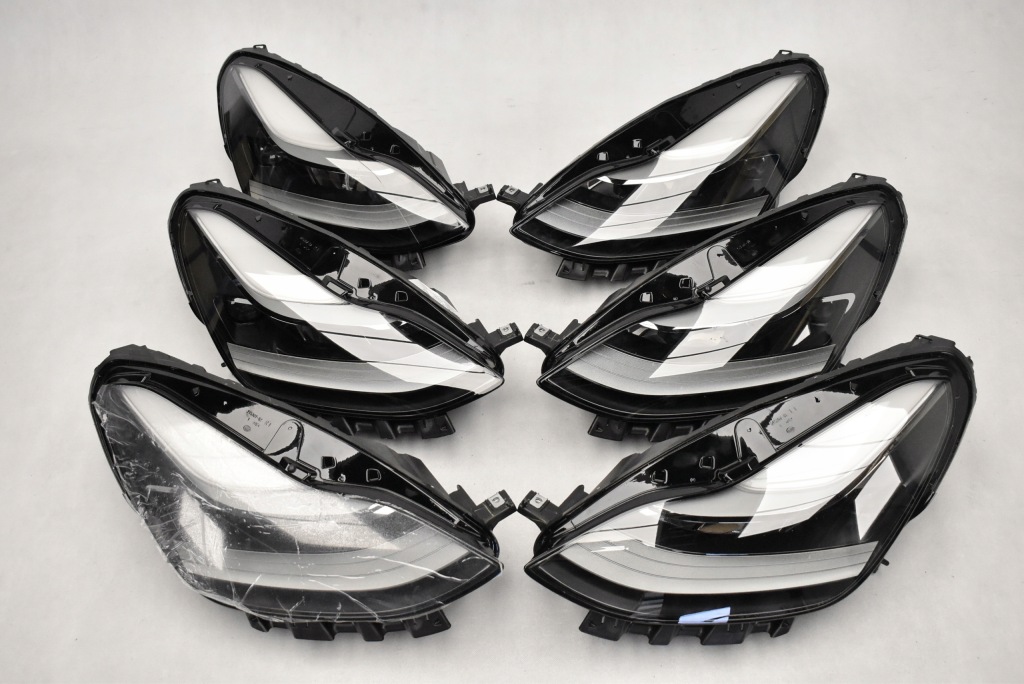 Tesla 3 y 21+ комплект лампа full led с Разборки