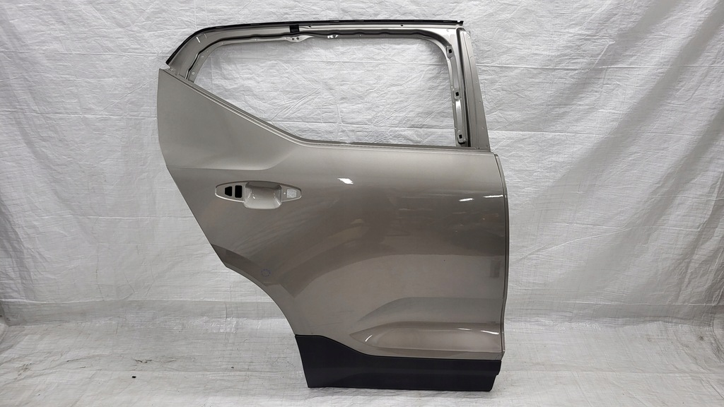 фото №1, -дверь задние правое volvo xc40 19-