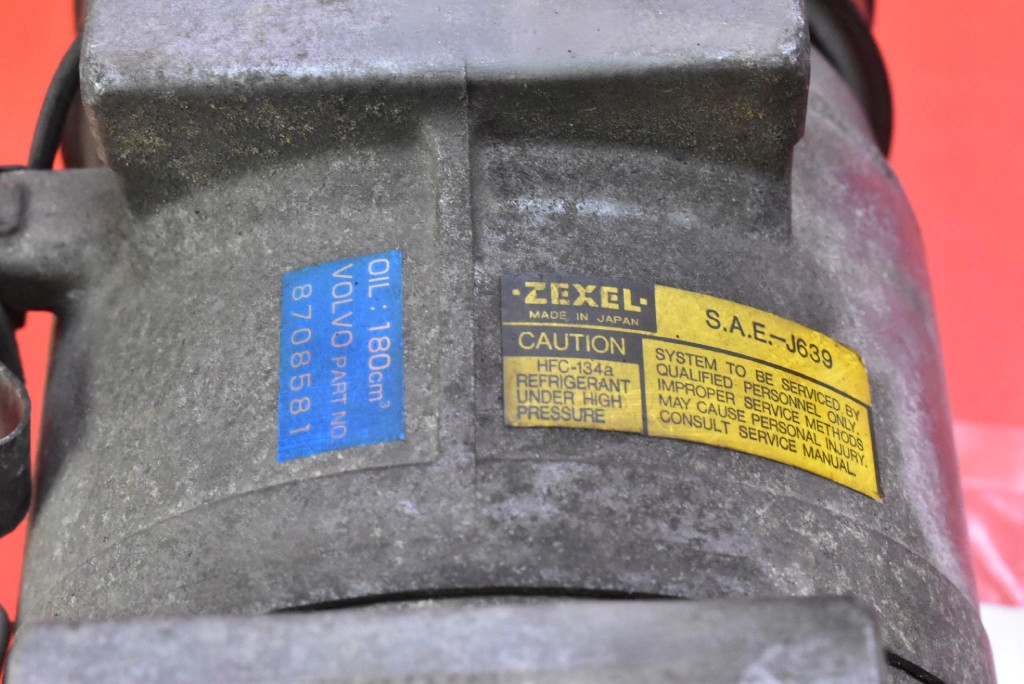 Компресор насос кондиціонера 8684287 volvo s70 v70 2 2 2.4 d5 163km 00-05 Недорого