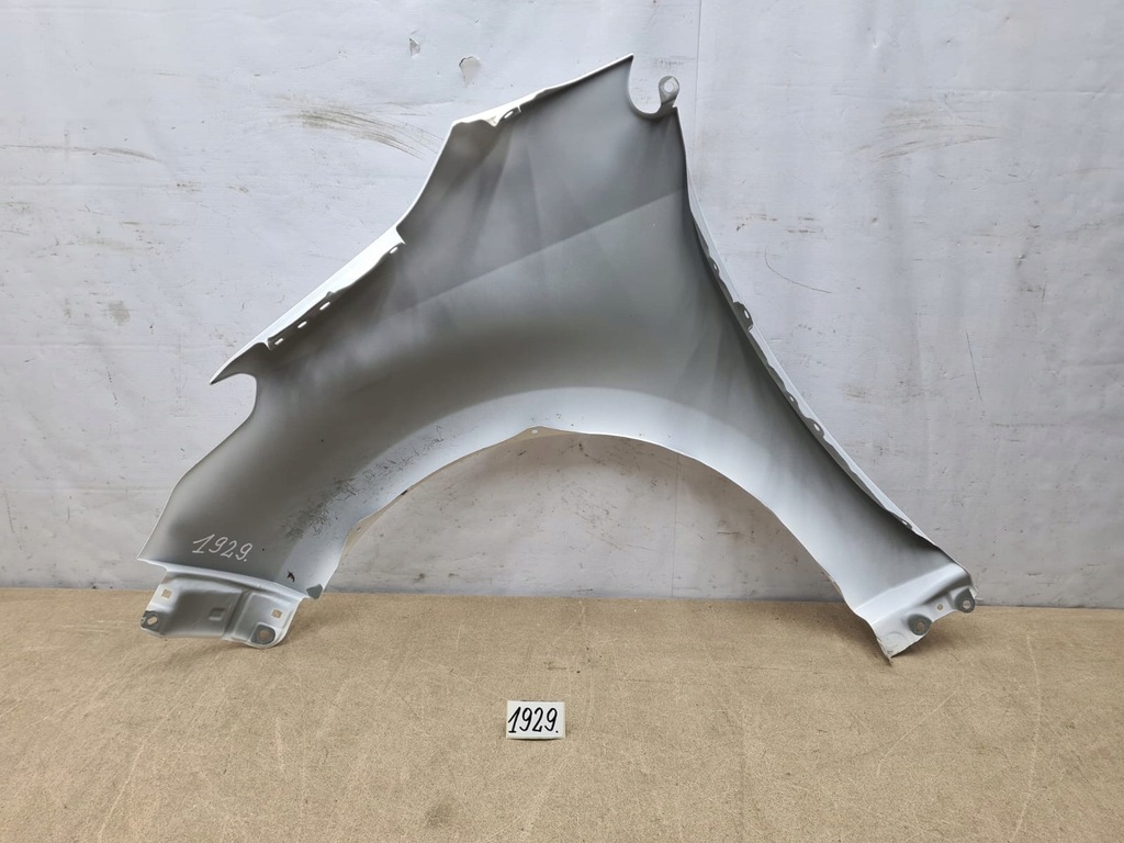 фото №5, Toyota yaris 4 iv 19-22r крила правий перед передній