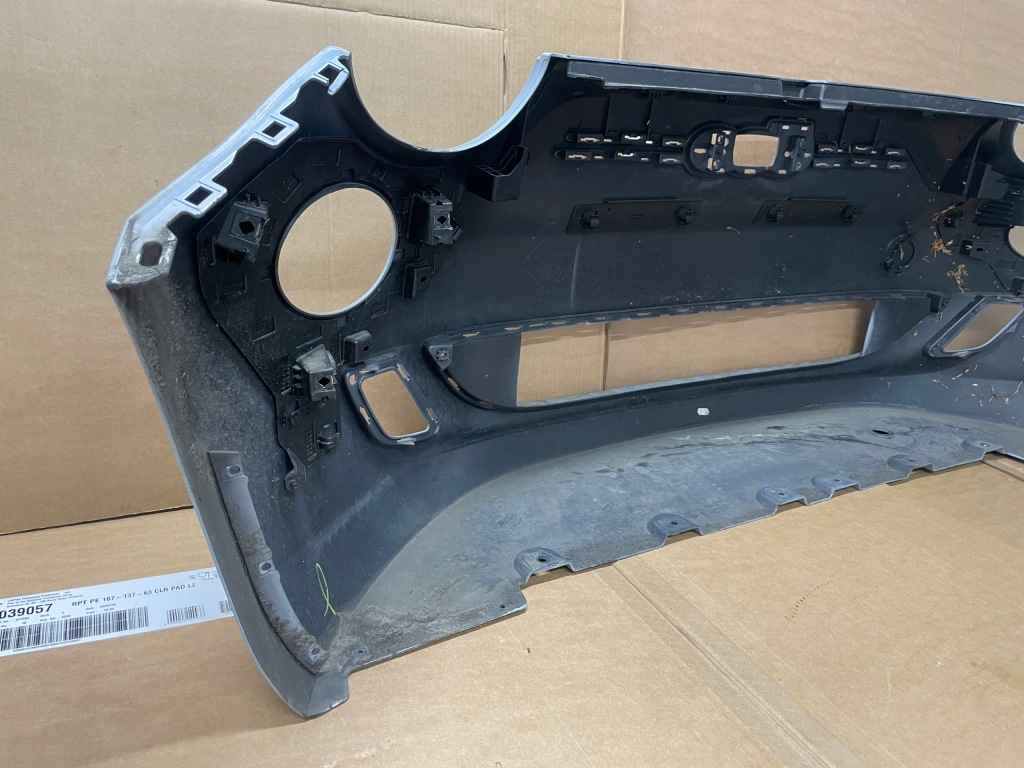 Fiat 500e бампер перед передній 735714055 Недорого