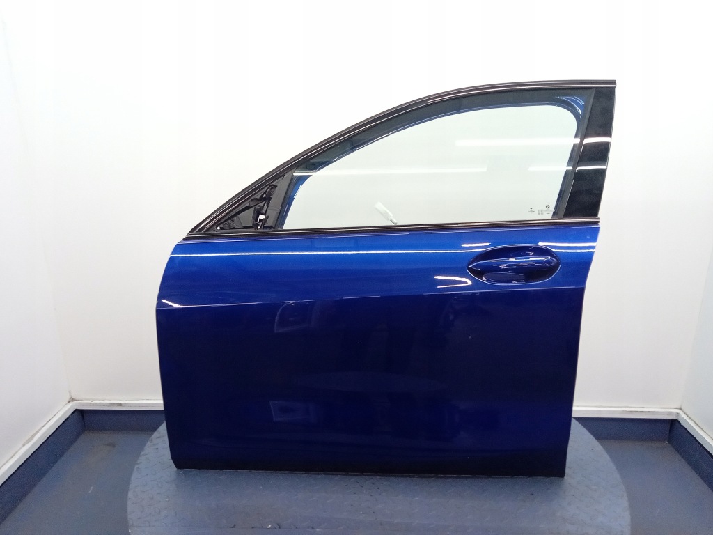 фото №1, Bmw 1 f40 дверь перед левая b51 san marino blau