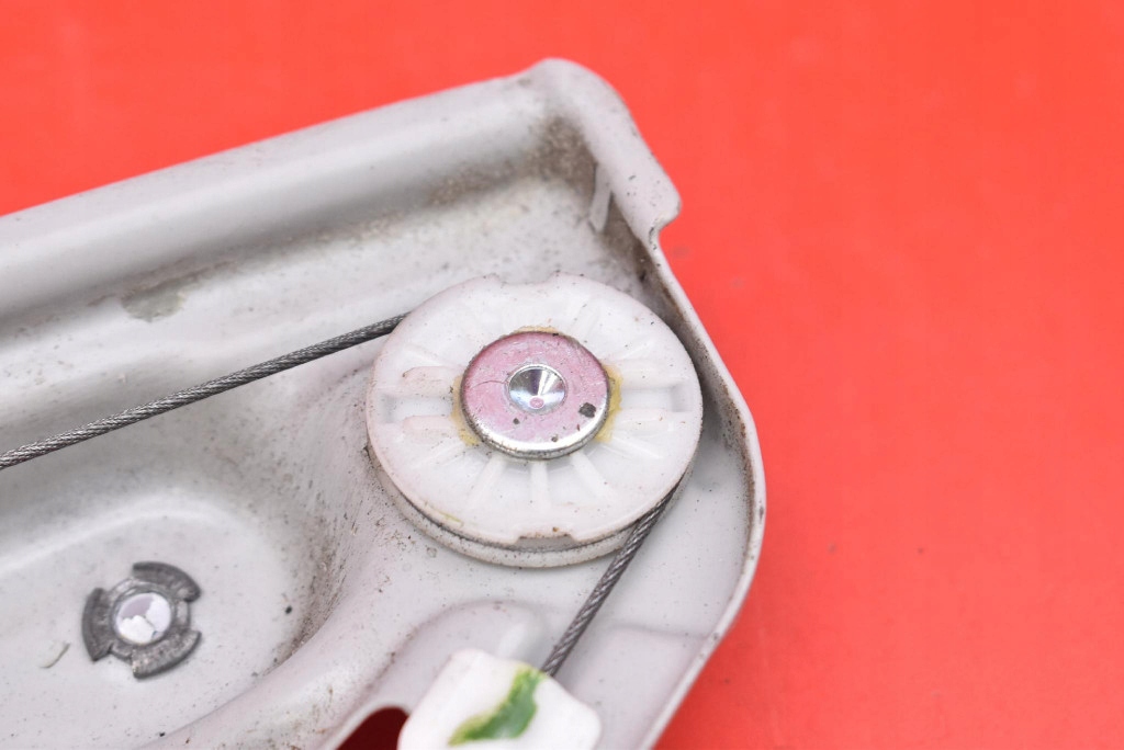 Подъемник стекло левый перед eu 39176499 opel insignia b универсал 17-20 в Украине