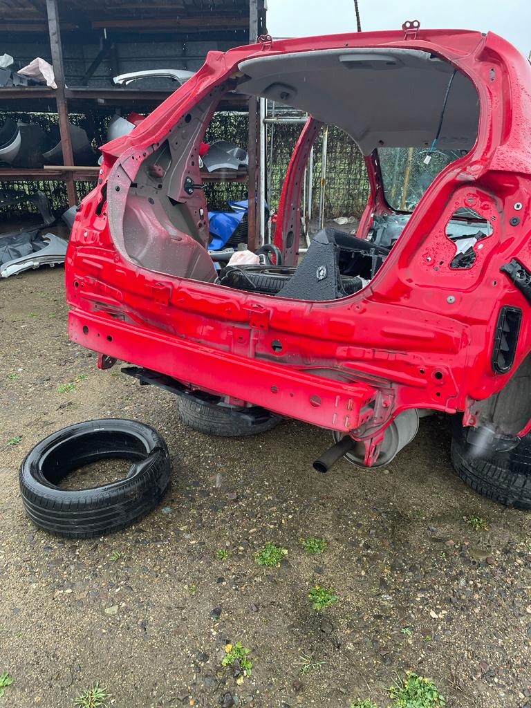 фото №1, Toyota yaris iii pas задний