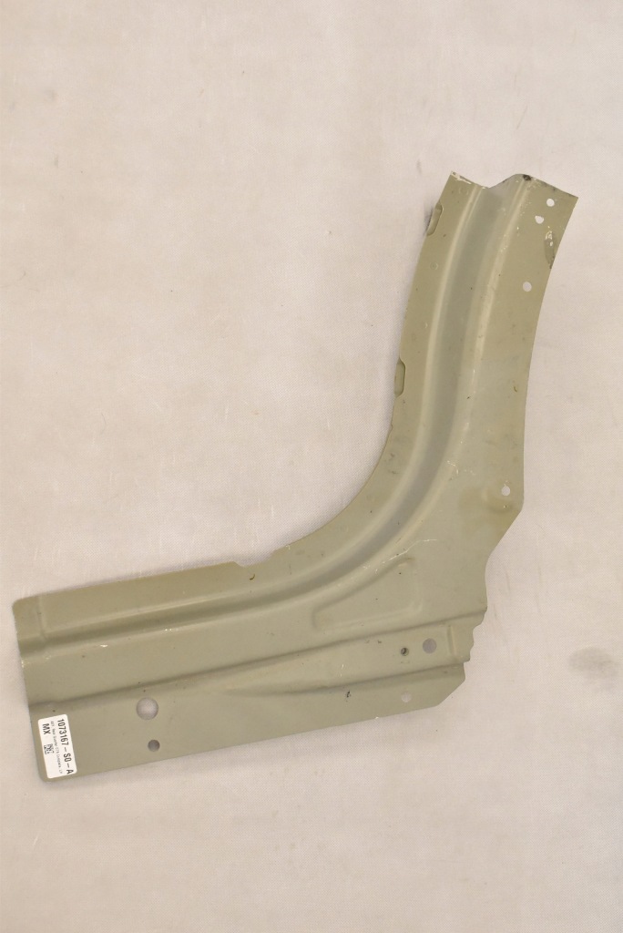 Купить Tesla x порог задний левая обшивка 1073167-s0-a