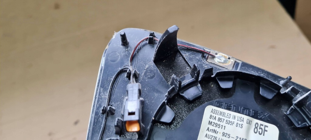 Q3 83a вкладыш зеркала стекло фотохромный левое  перед 81a857535f Доставка