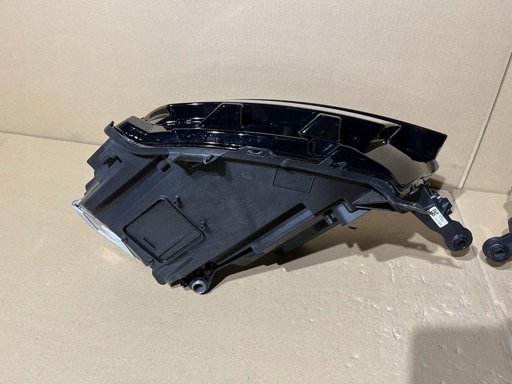 фото №9, Skoda kamiq комплект лампа перед левая правая full led