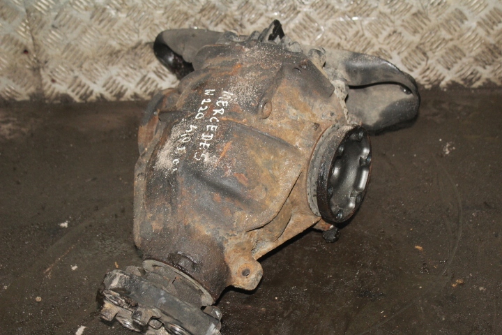 фото №1, Мост задний mercedes w220 4.0cdi s klasa