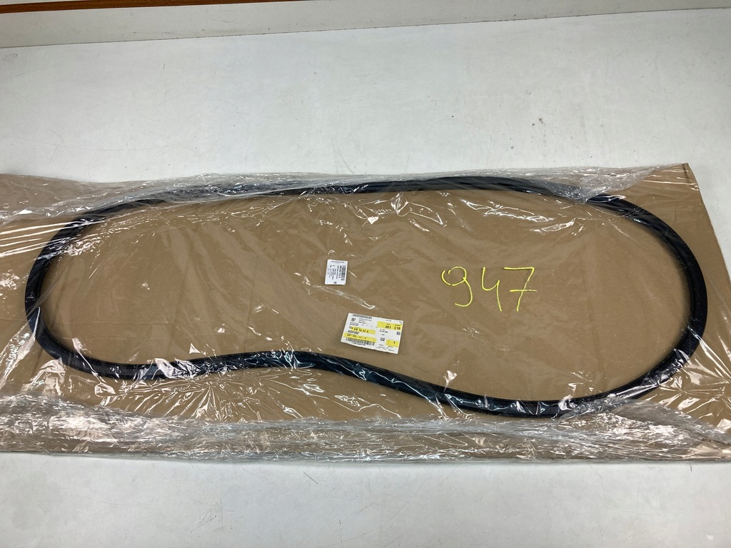 фото №1, Прокладка двері внутрішня audi a6 rs6 c7 4k9833721a