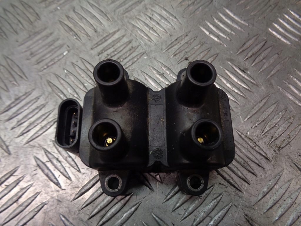 фото №1, Катушка зажигания renault clio iii r3003s00100