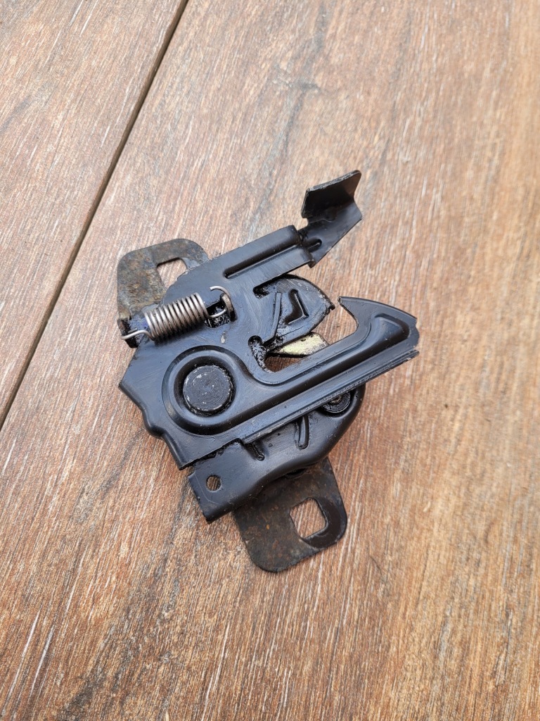 фото №1, Jeep cherokee kj 01-05 замок капот