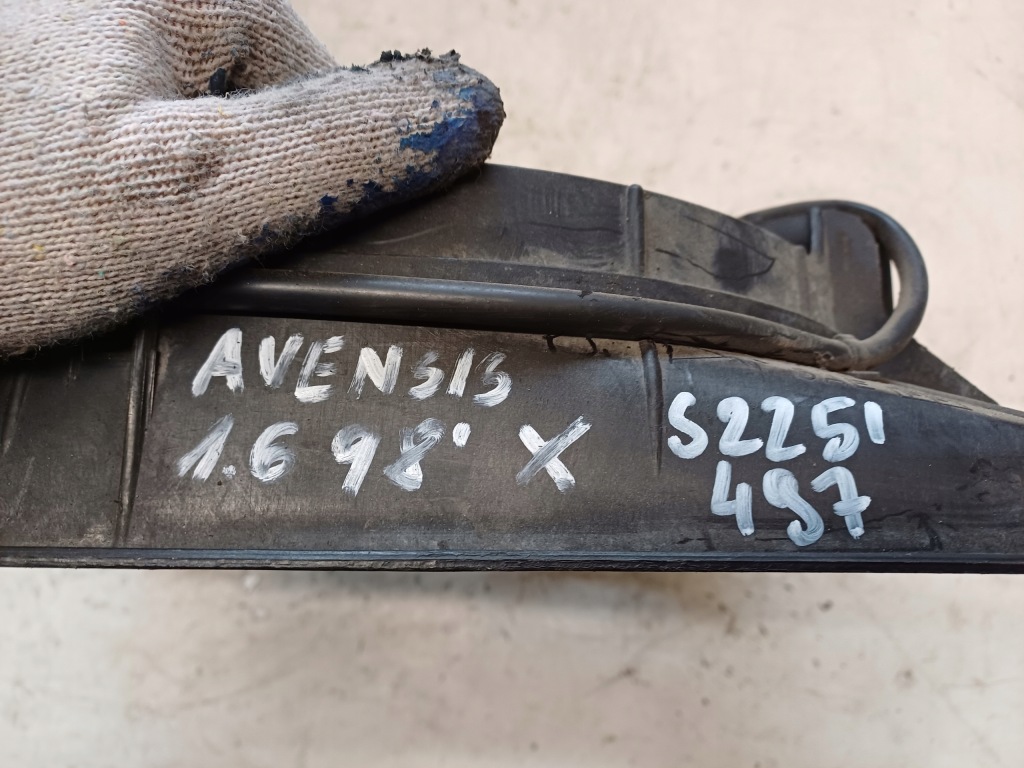 Toyota avensis 1 1 1.6 98- вентилятор радиатора в Украине