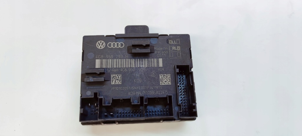 фото №1, Блок керування двері audi оригінальний номер 4g8959793h