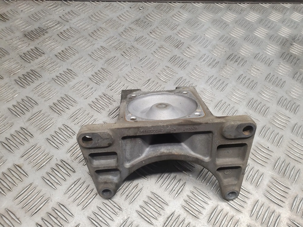 фото №6, Dodge challenger 3.6 бензин rwd 2017 05147200ad лапы, опоры