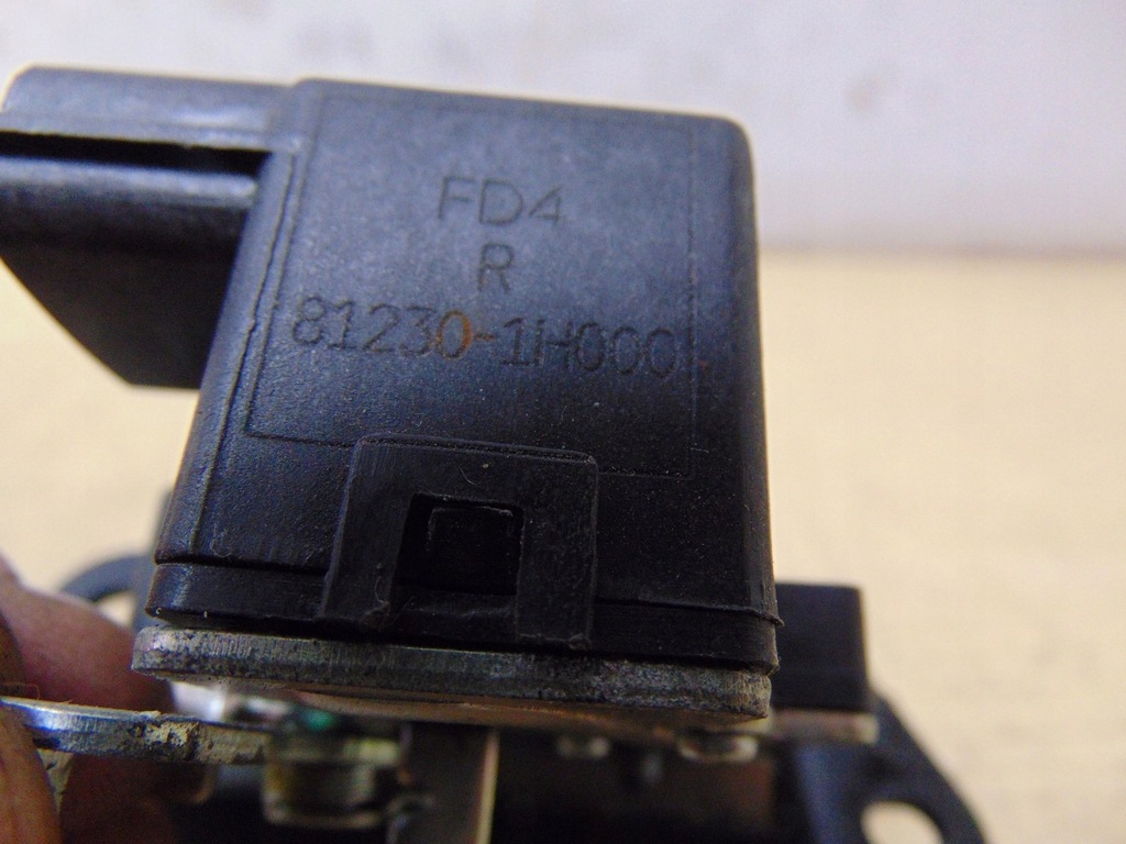 фото №12, Замок кришки багажника kia venga 2009- 81230-1h000