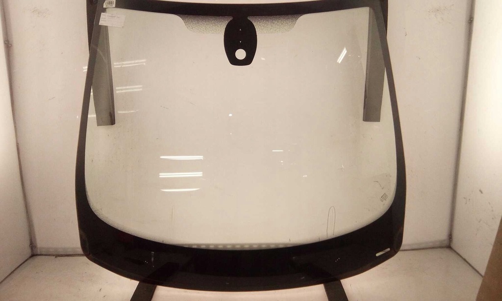 фото №1, Стекло лобовое renault zoe 2013- датчик оригинальная