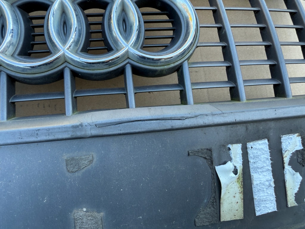 Решётка радиатора бампера решётка радиатора радиатора audi a6 c6 4f0853651l sline s-line с Разборки