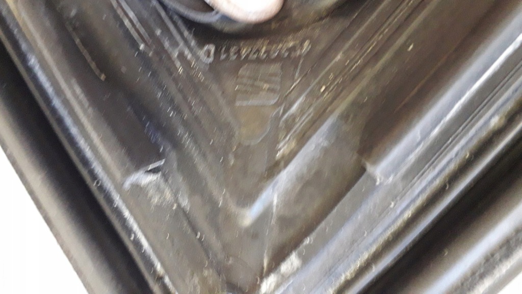 фото №13, Напрямна скло 6l3837432k seat ibiza iii 3