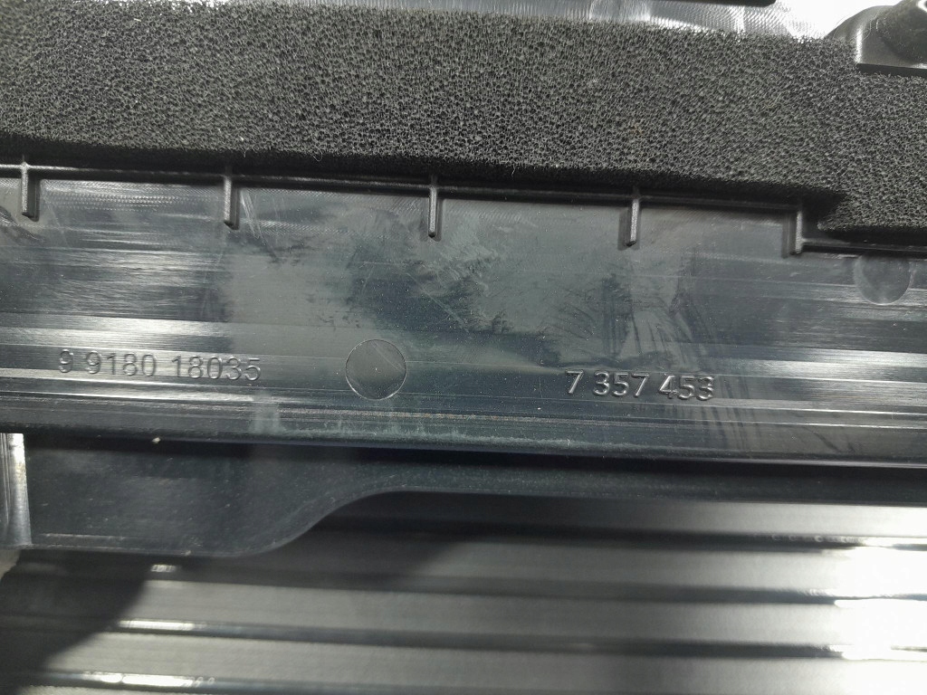 Bmw 7 g11 g12 lci защита шторка сиденье сидений задняя левая правая 9459174 в Украине