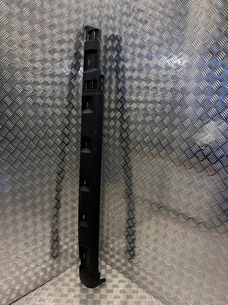 фото №1, Порог молдинг порог правая dacia sandero ii 2 764260776r