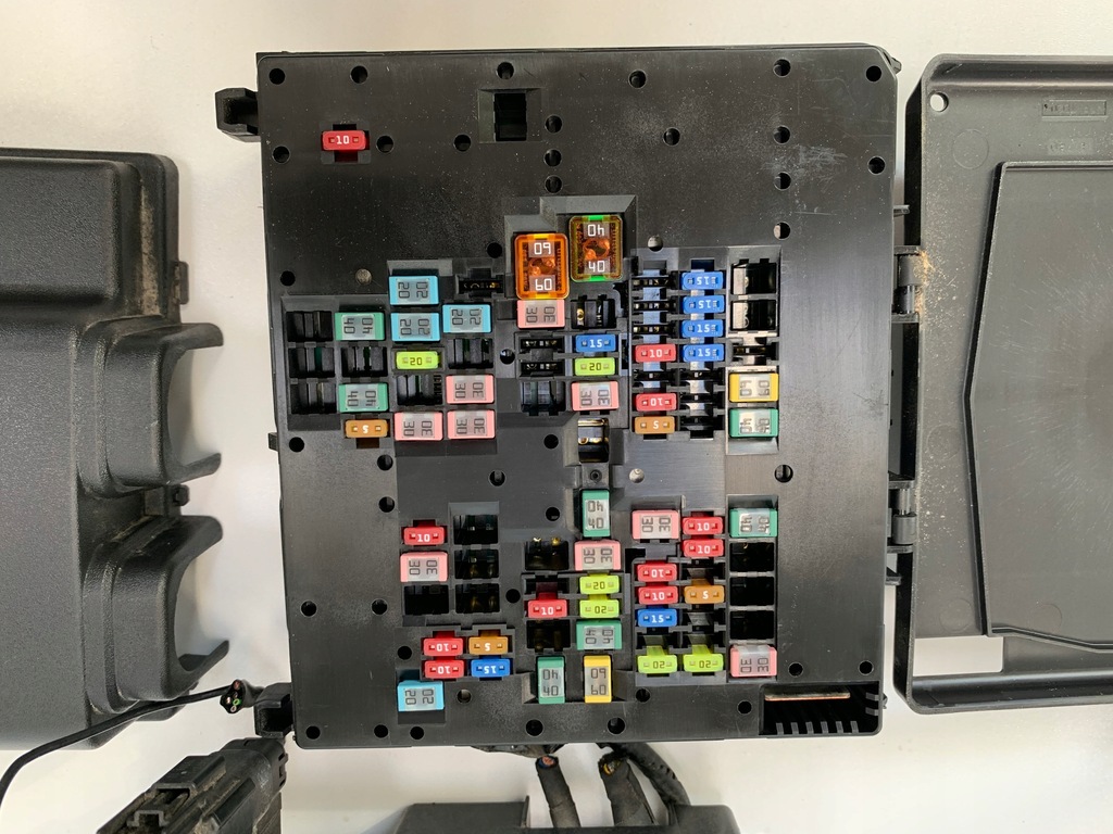 фото №14, Ford escape mk4 iv 2020- коробка предохранителей двигателя ecoboost комплектная