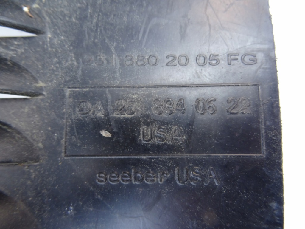 фото №5, Подкрылок передние правое комплект mercedes w251 amg