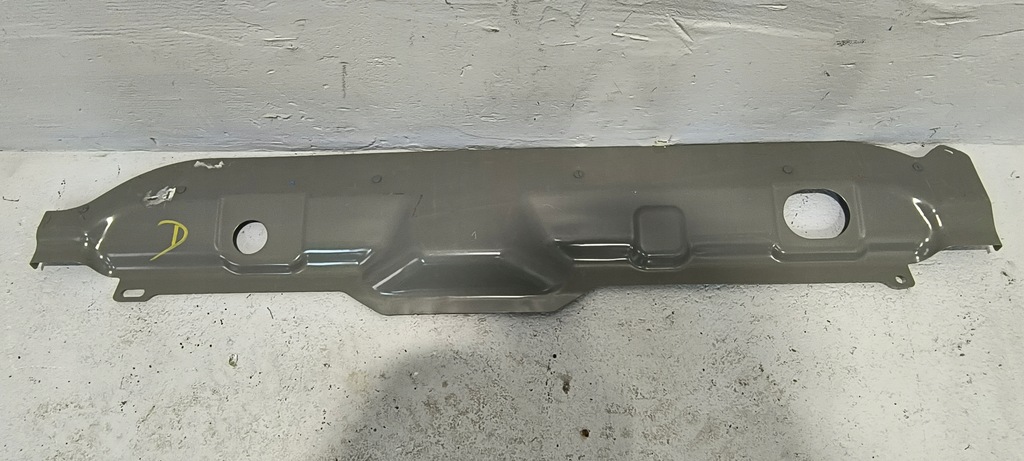 фото №1, Pas задний багажника tesla model x