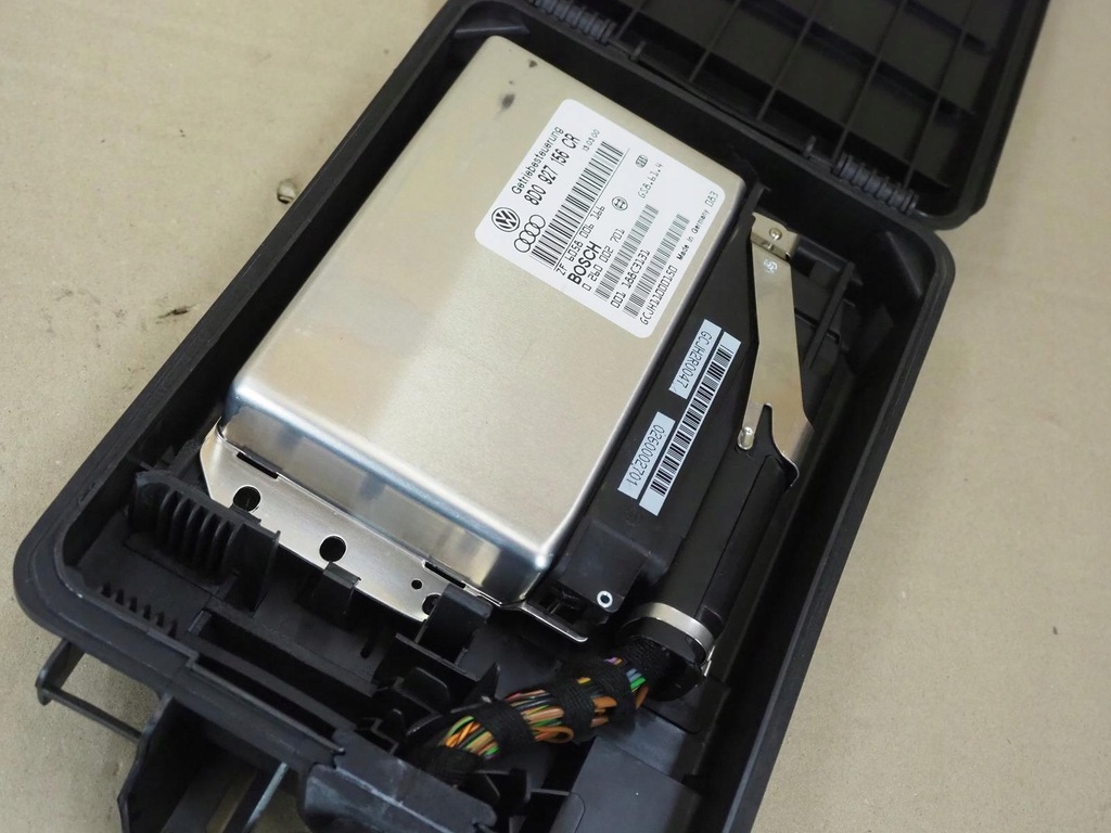 фото №13, Бортовой компьютер коробки передач audi a4 b5 8d0927156cr