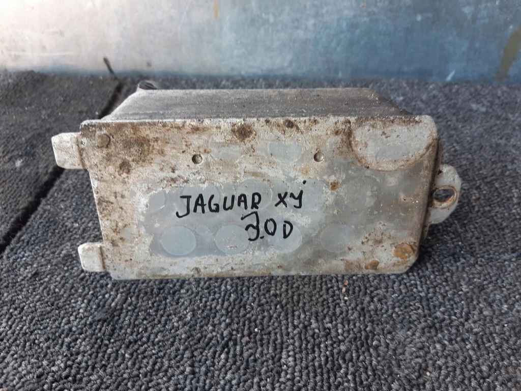 фото №6, Радиатор масла 8w83-7a095-ab jaguar xj x351 3.0