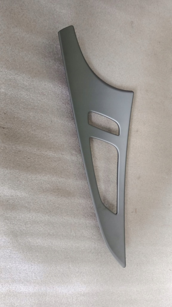 фото №1, Накладка оригинальный номер 4g0867409a