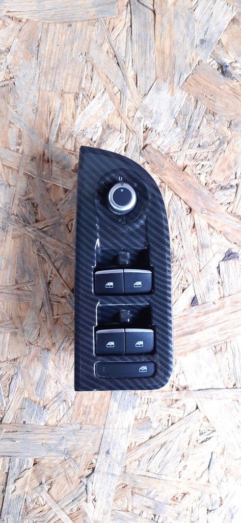 фото №1, Alfa romeo giulia панель вікон лівий перед карбон