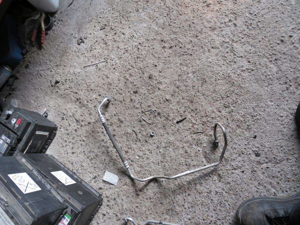 фото №1, Трубка шланг кондиционера renault 924400143r