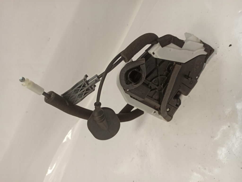 фото №5, Renault arkana 22 замок дверь перед левый 4 pin eu 805031423r