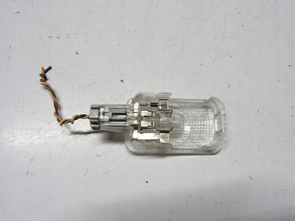 фото №8, Suzuki sx-4 sx4 06-13 лампа освітлення обшивка багажника