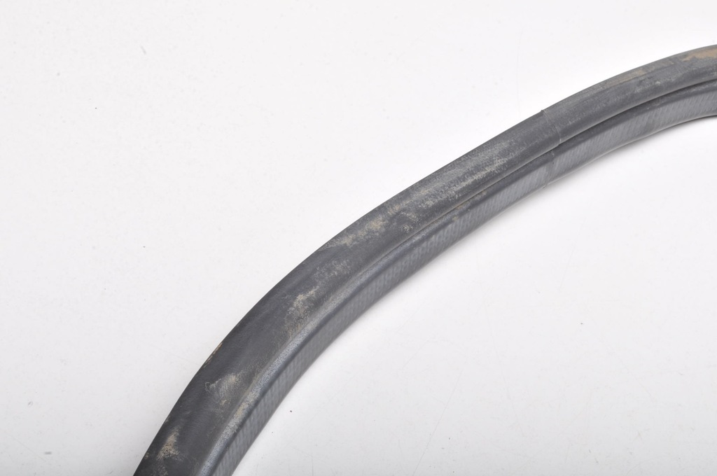 фото №6, Aston martin vantage 4.7 прокладка багажника