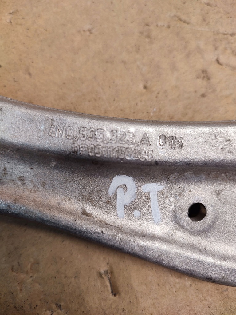 фото №5, Важіль prawt задня audi a8 4n0505323a jak новий