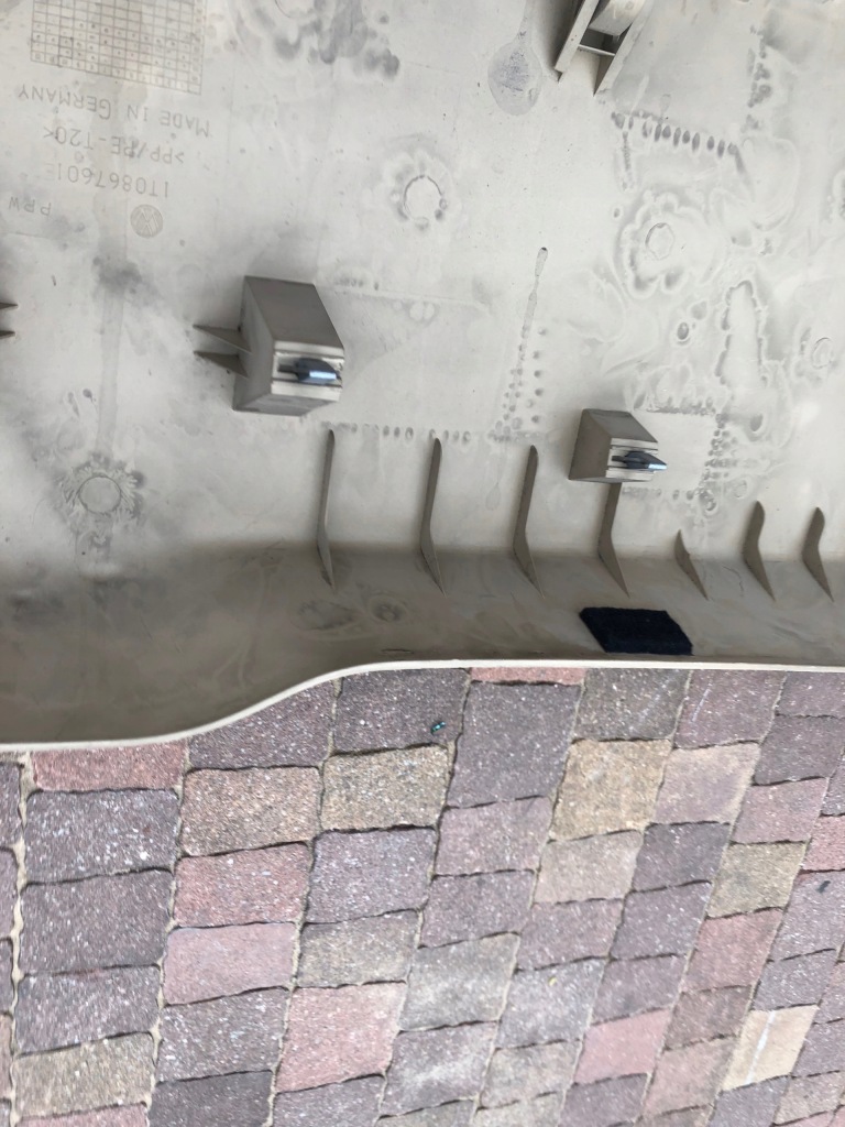 фото №8, Vw touran i оббивка пластик багажника 1t0867601