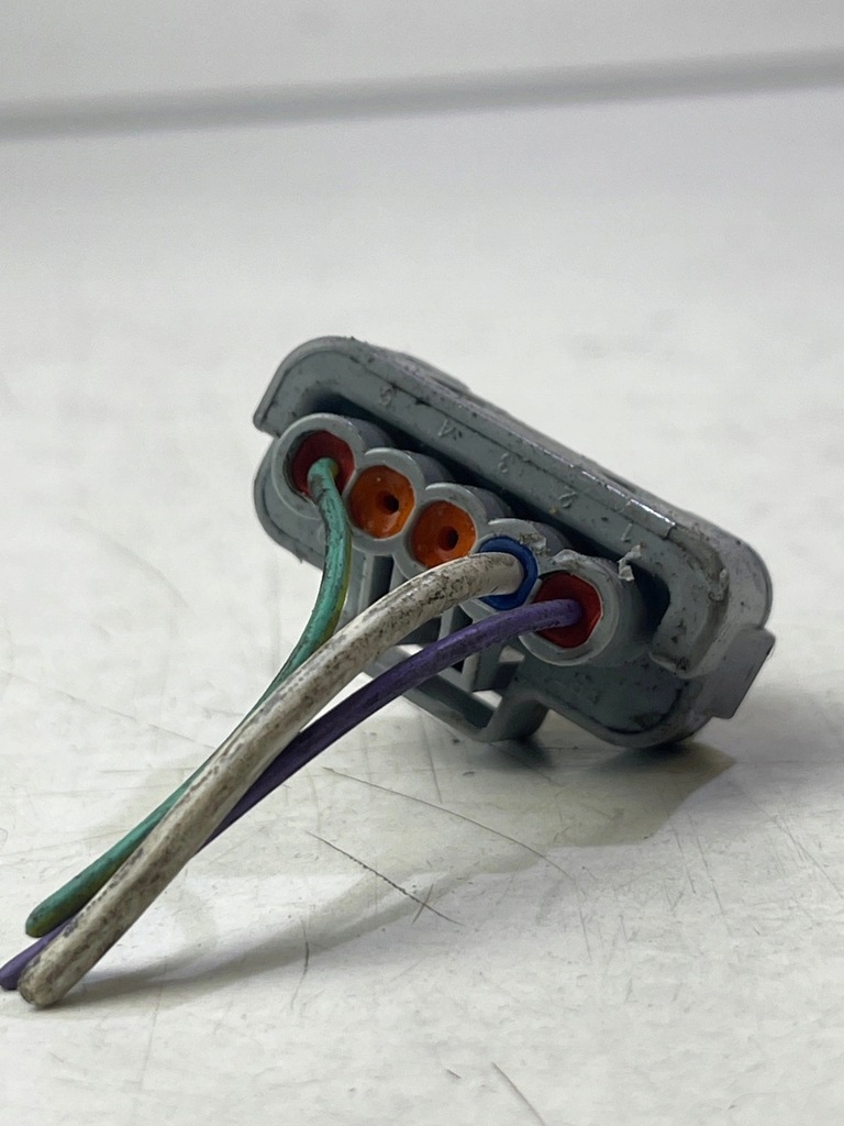 фото №9, Разъёмы штекер колодка коробка предохранителей bsm r03