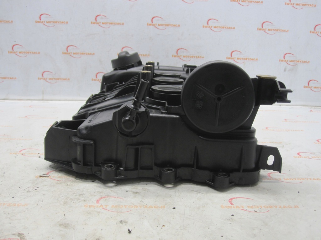 Peugeot 208 13r 1.2 vti hmz 82 km 109 tys km крышка клапанов 9806820880 в Украине