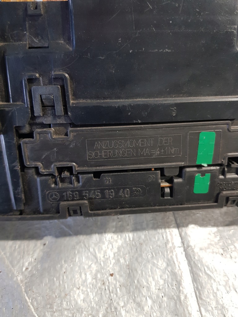 Mb w245 06 2.0 cdi модуль запобіжників 1695451940 в Україні