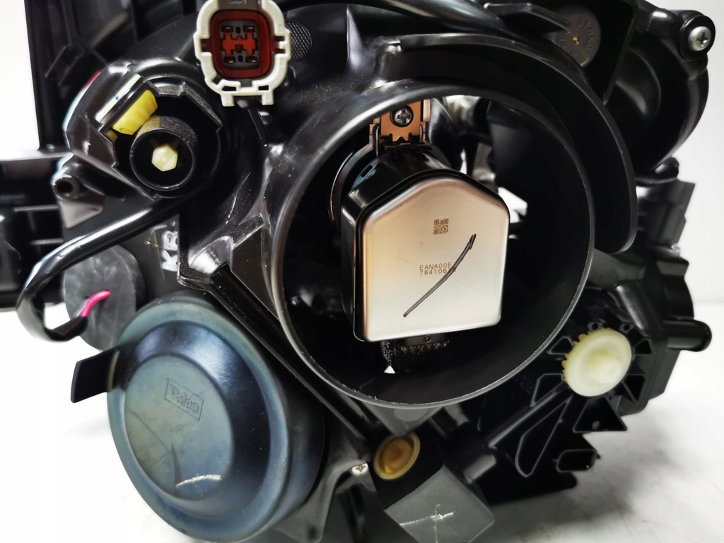 фото №6, Лампа ксенон перед права nissan juke i f15 lift 14-