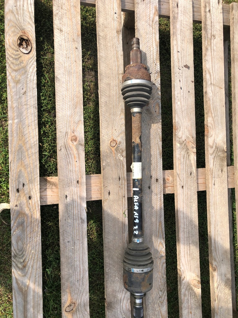 фото №1, Приводной вал левый задняя alfa romeo 159 brera 3.2 jts q4