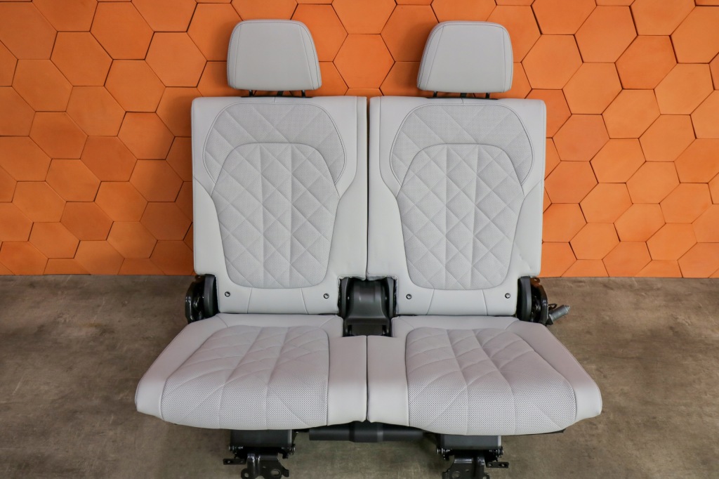 Bmw x7 g07 lci салон сиденья заднее сиденье 3 ряды память подогрев silverstone 1 km Киев