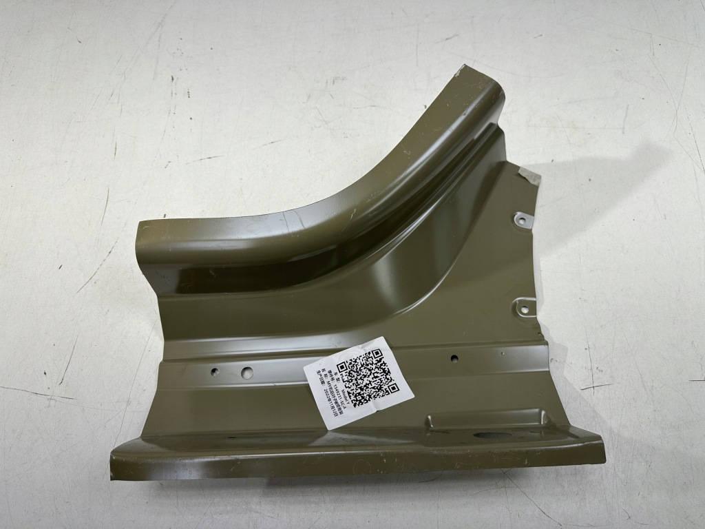 Поріг праві задній tesla model y Зі Шроту