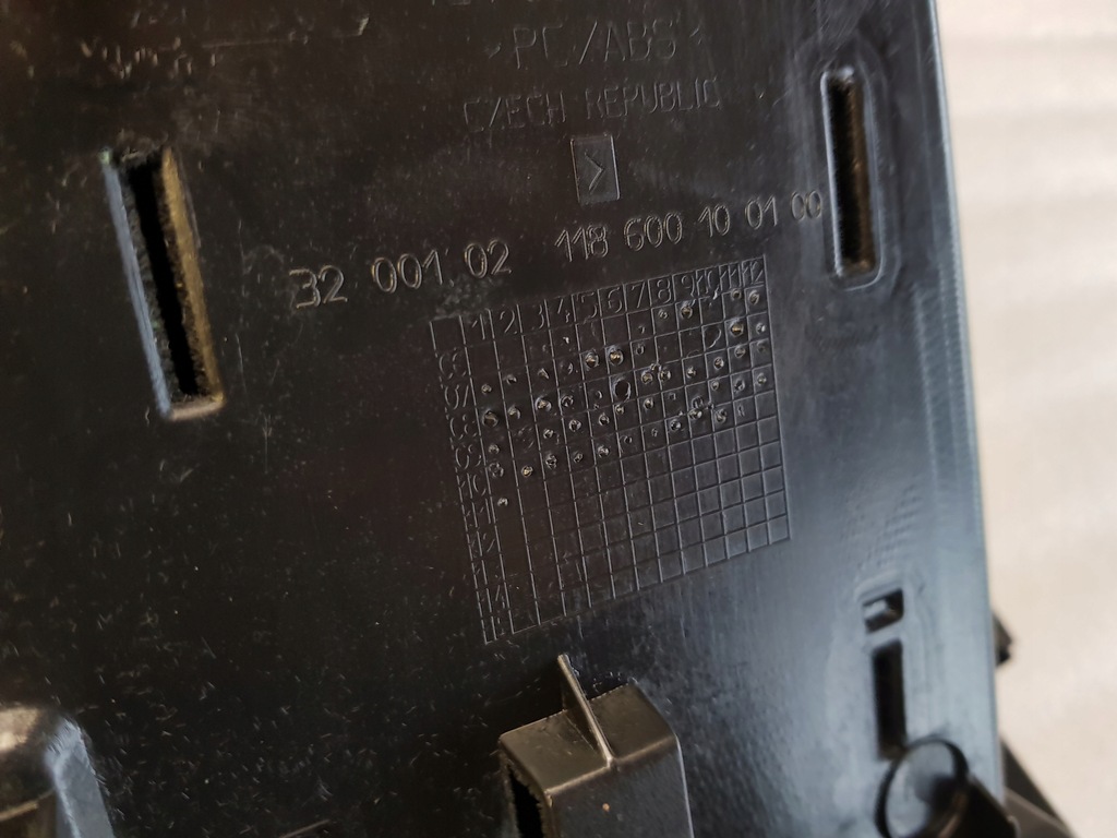 фото №8, Audi q7 бардачок полка пассажира 4l1857035d